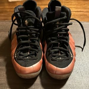 Nike foamposite rose gold no original box used still has lots of life in them